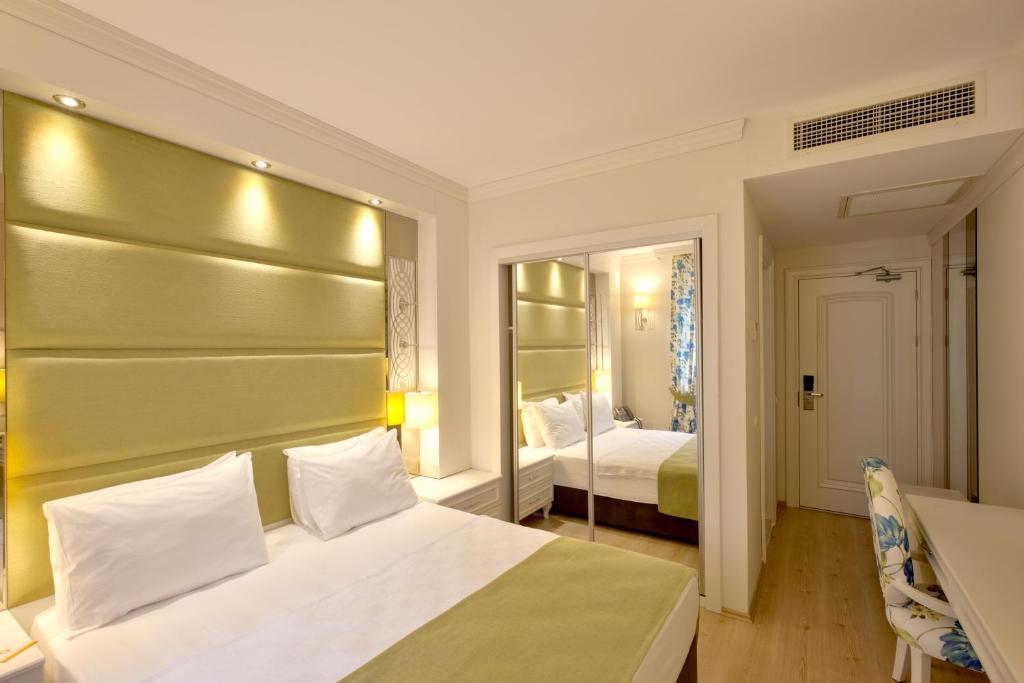 Baga Hotel اكياكا الغرفة الصورة